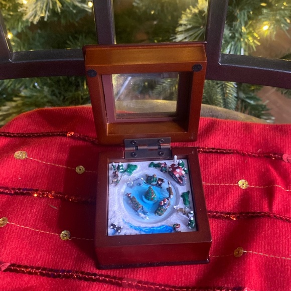 Mr. Christmas Holiday Mr Christmas Music Box Poshmark